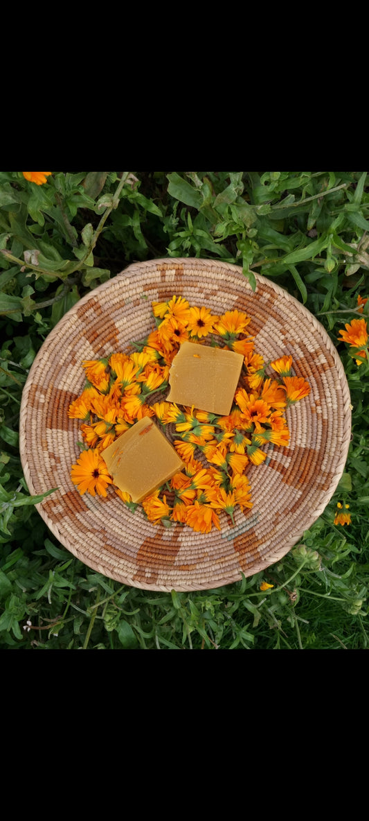 Garden Flower Goats Milk Soap | Calendula & Lavender